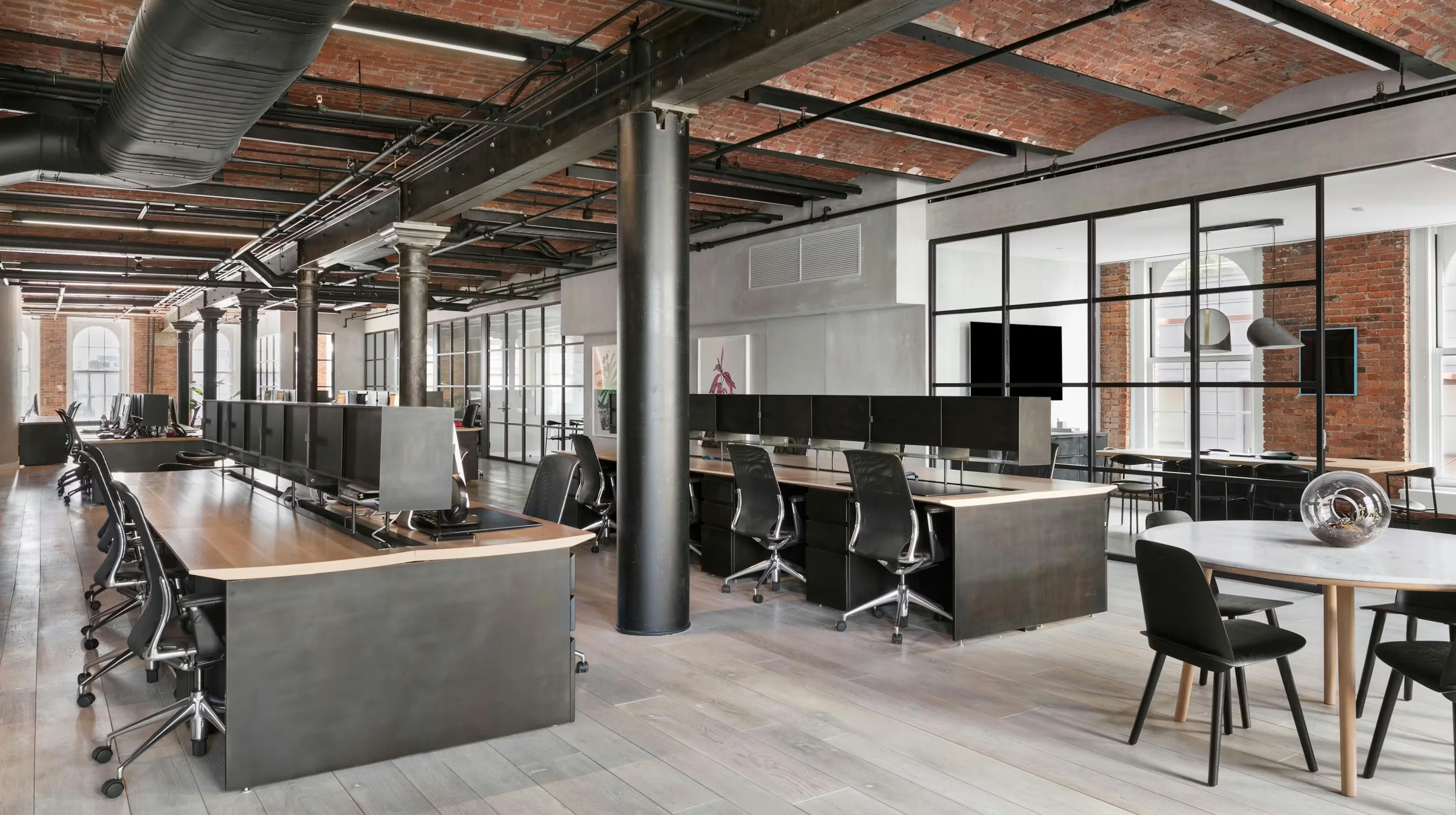Loft office — Metal & Glass · Steel-framed glass fronts